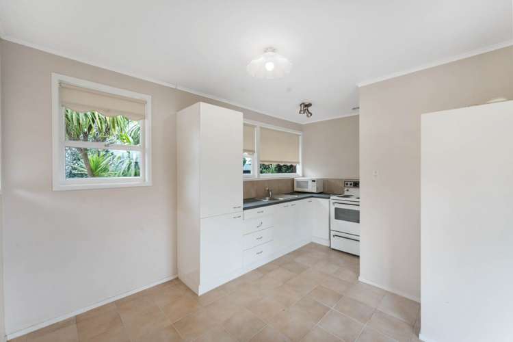 1/8a Kensington Avenue Mt Eden_3