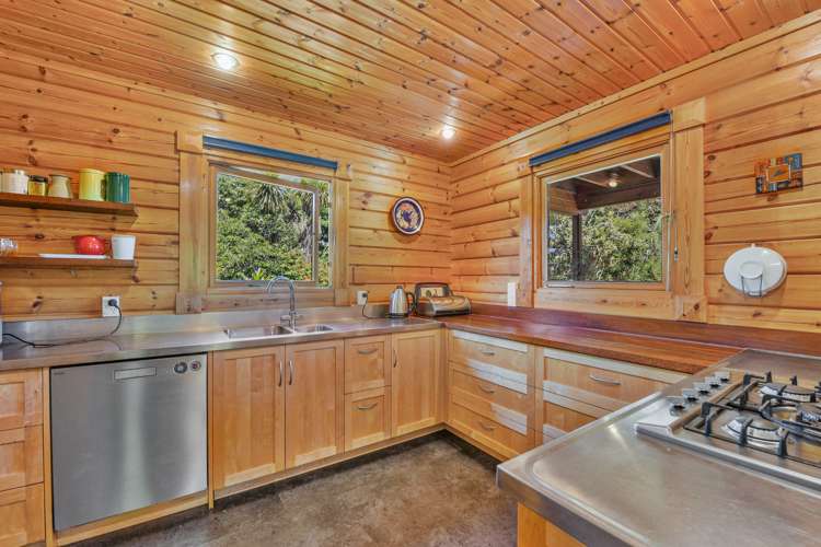 457 Central Road South Upper Moutere_12