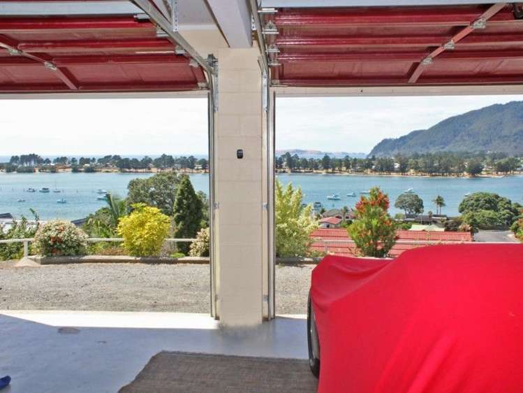 19 Pine Grove Tairua_17