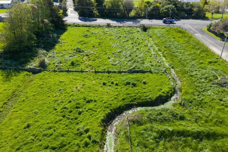 211 & 213 Bridge Street_5