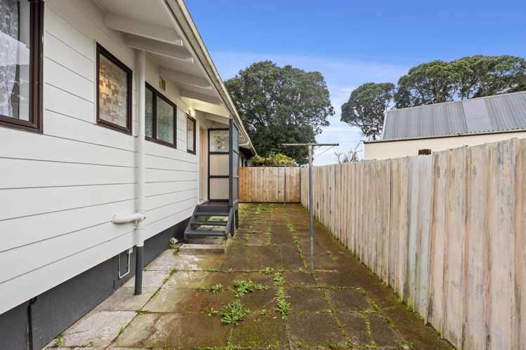 2/56 Henwood Road Mangere East_11