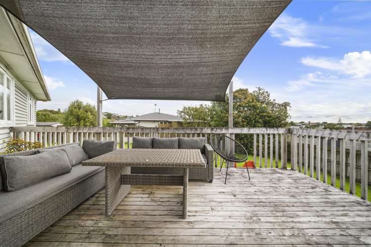 6 Blease Street New Lynn_14