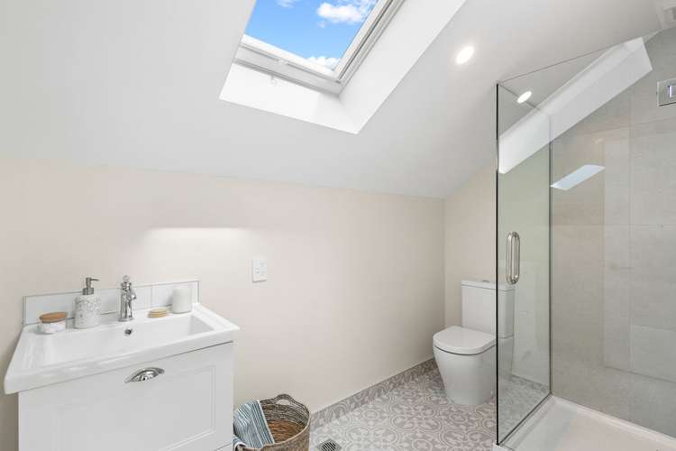 9A Waitikiri Drive Parklands_13