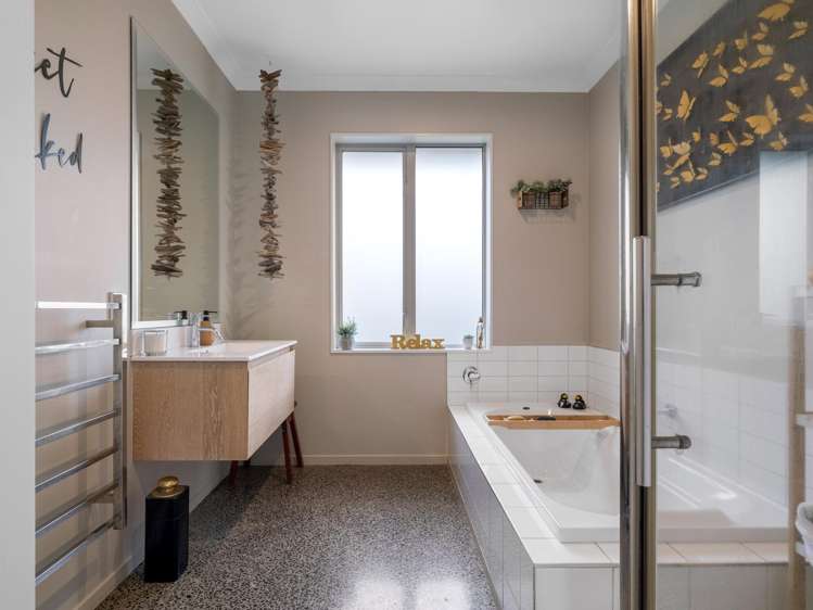 2 Castleton Drive Rolleston_15