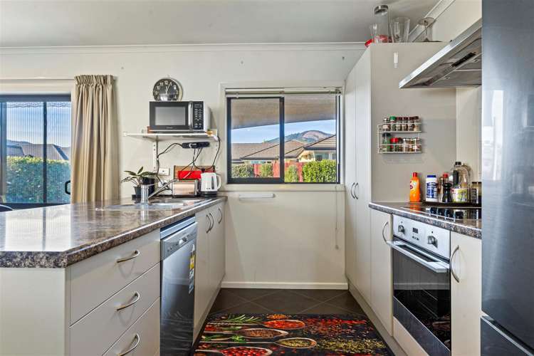 17 Liverpool Terrace Stoke_14