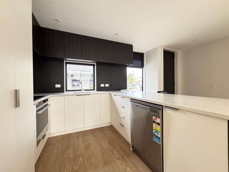 1/56 Waltham Road Sydenham_4