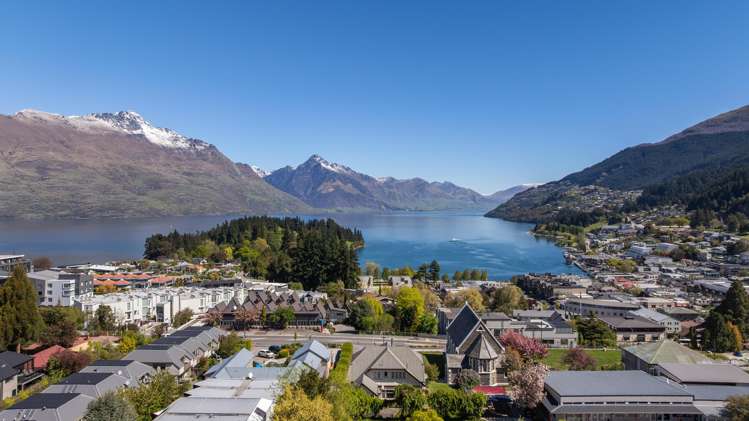 9 Edgar Street Queenstown_16