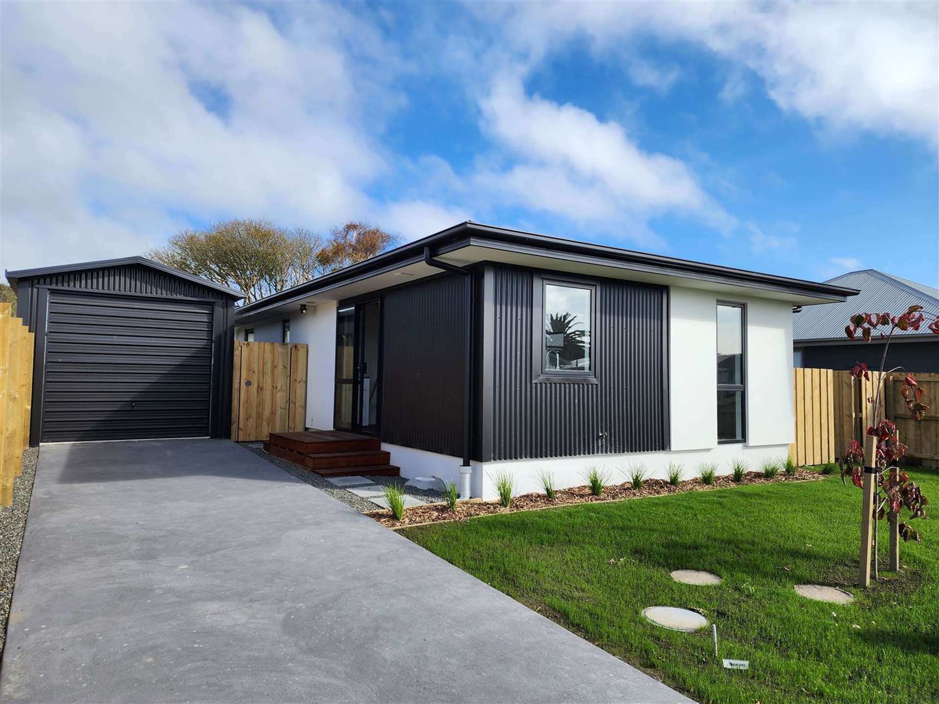 18a Guernsey Street Aranui_0