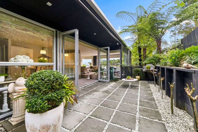 143 Attwood Road Paremoremo_16