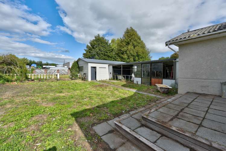 4 Ontario Street Gore Surrounds_12