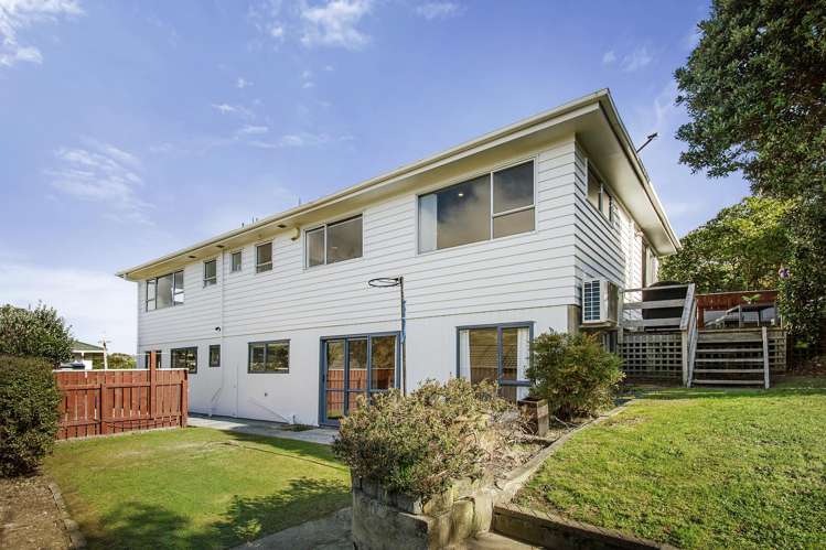 4 St Aidans Way Tawa_18