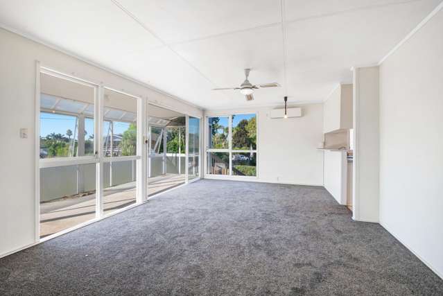 31 Doment Crescent Orewa_2