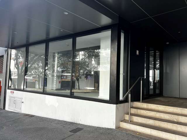 Unit 101/70 Anzac Avenue City Centre_2