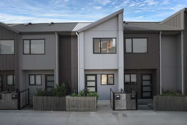Brand New on Eileen Newey Place