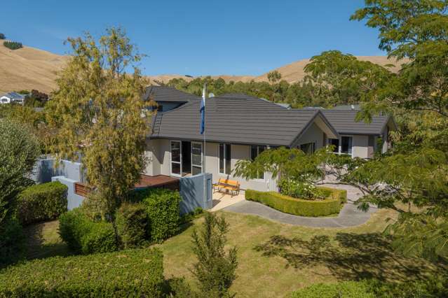 Effortless family home with triple car garaging