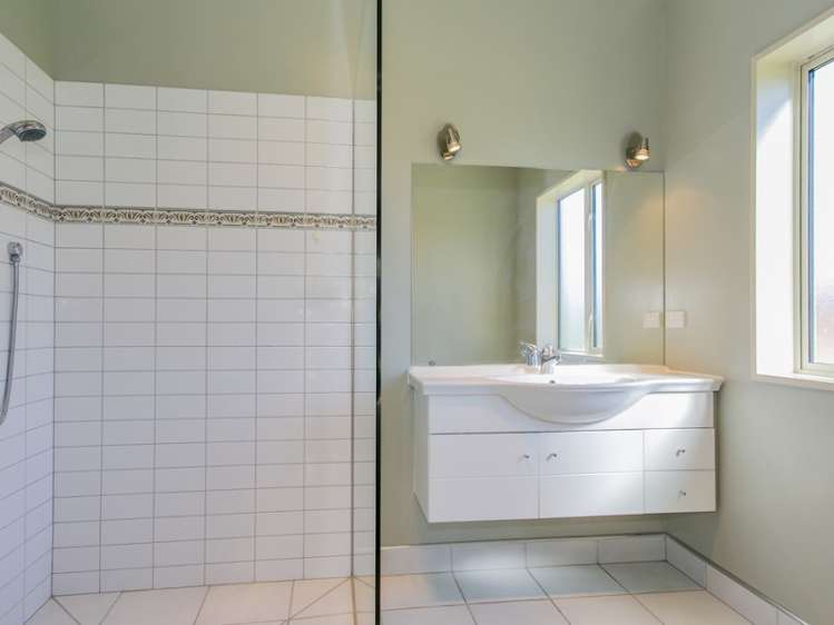 3 Swindon Lane Amberley_10