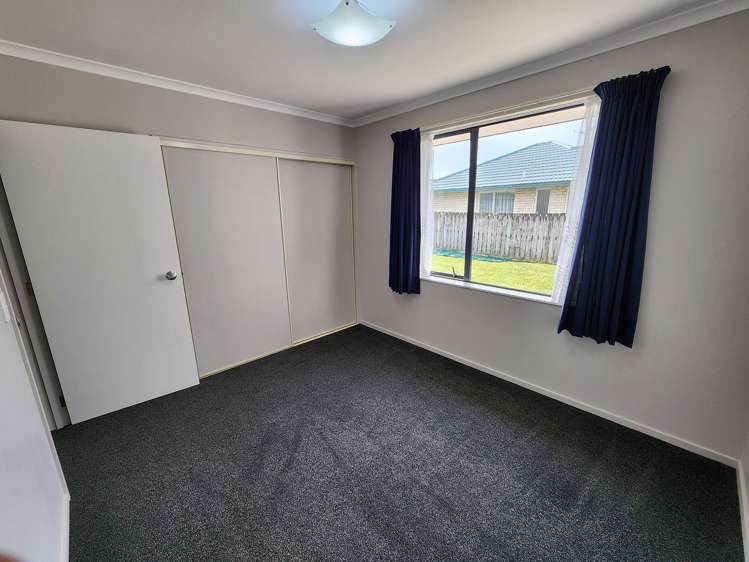 34 Farnborough Drive Nawton_6