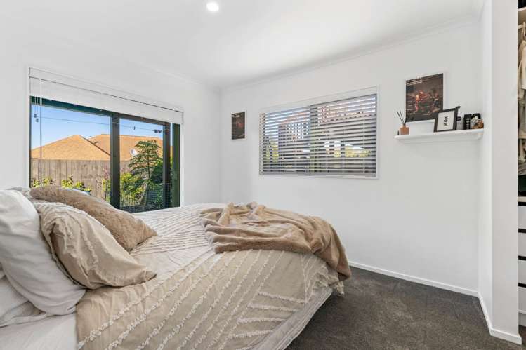 Midshipman Court Gulf Harbour_11