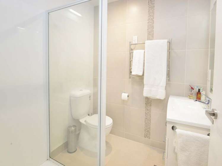 110/17 Link Crescent Stanmore Bay_11