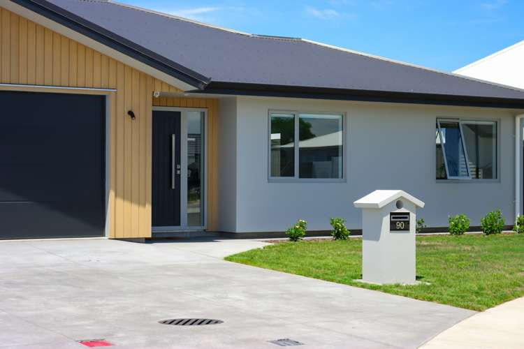 90 Hunter Drive Awatoto_14