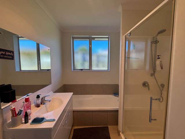 22 Kathleen Reece Place Waiuku_4