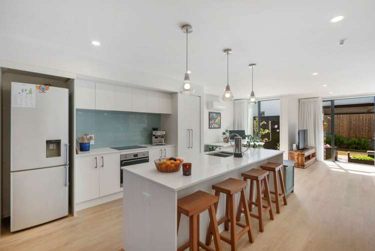 52 Ninth View Avenue Beachlands_12