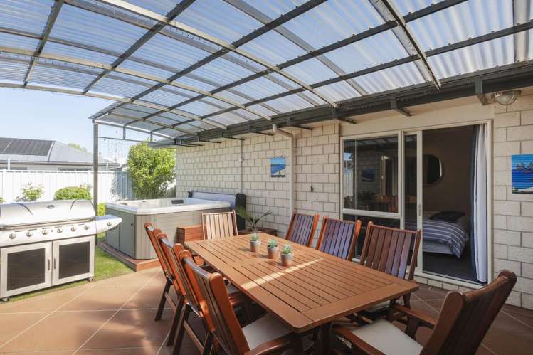 20 Margaret Place Lytton West_36