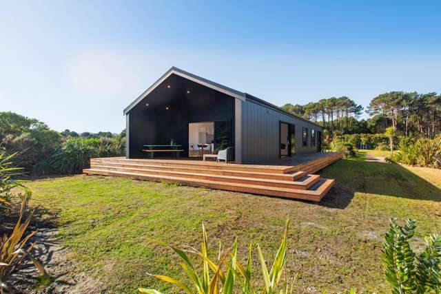 4 Tarapuka Way Māhia_1