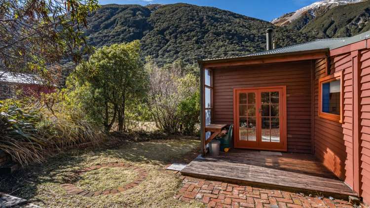 13 Sunshine Terrace Arthur's Pass National Park_17