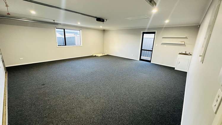 19 Dinneen Close Frimley_8