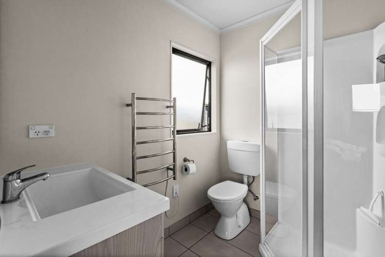 15 Mcnaughton Place Onekawa_15