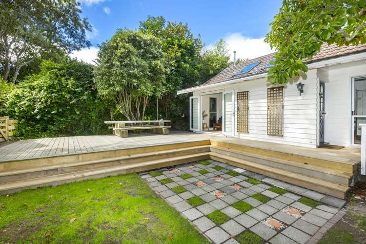 23a Heretaunga Square Silverstream_18