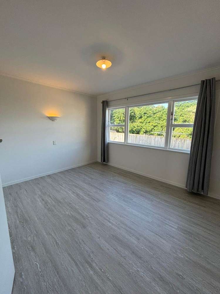 56 Landon Avenue Mangere East_16