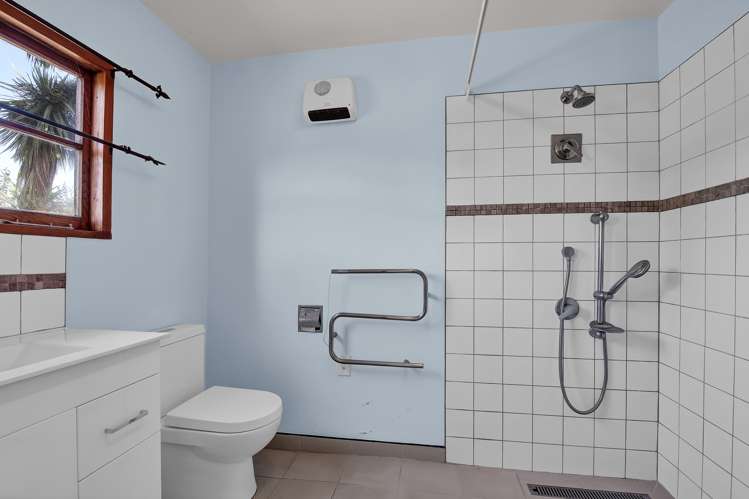 1 Smarts Drive Leithfield_16