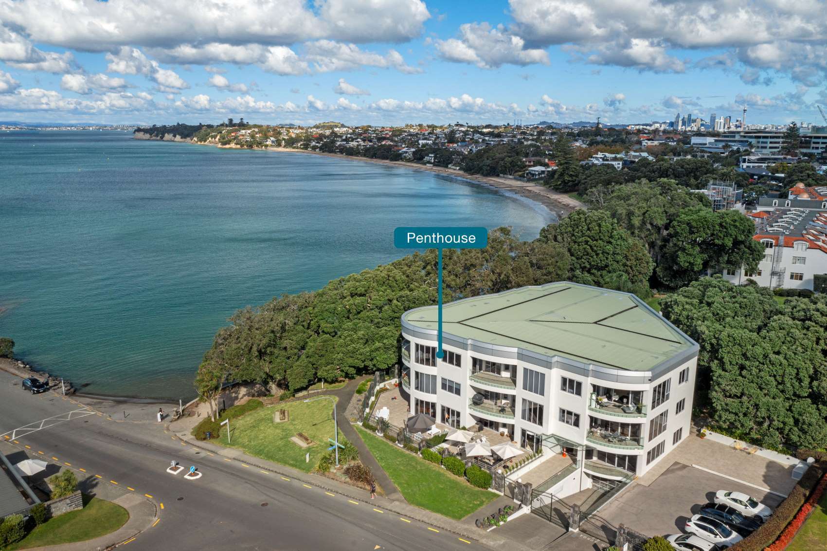 PB/7 The Promenade in Takapuna, North Shore, Auckland