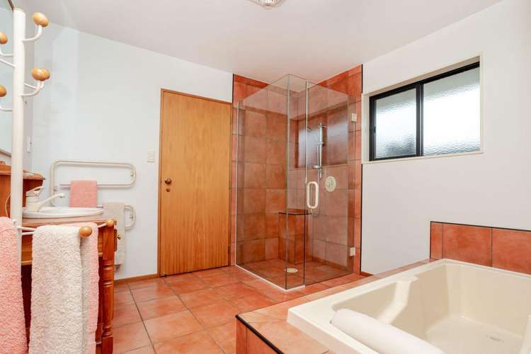 9 Smith Street Dannevirke_21