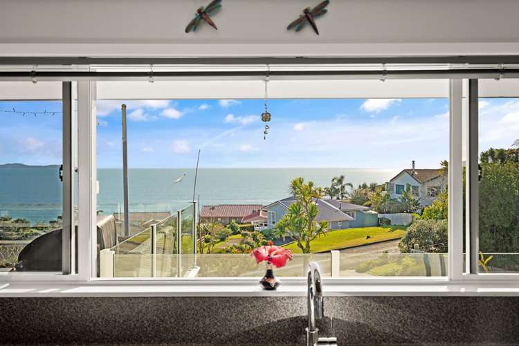 43 Seaview Road Cable Bay_33