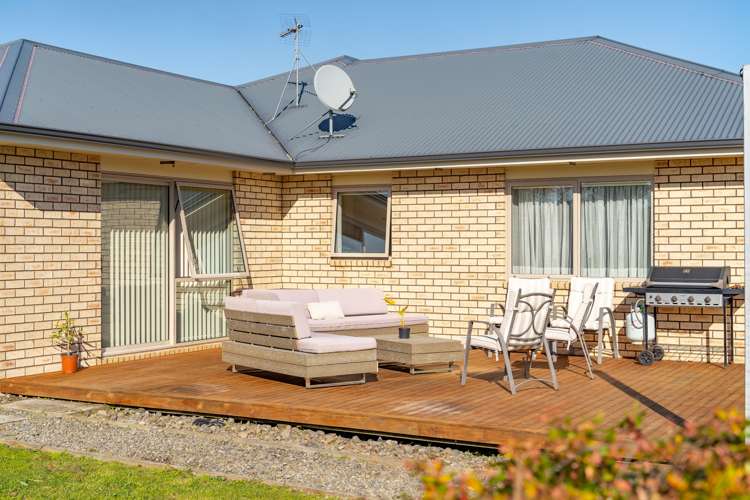 24 Charles Street Carterton_15