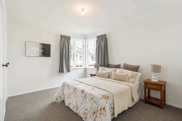 5 Santos Place Onehunga_8