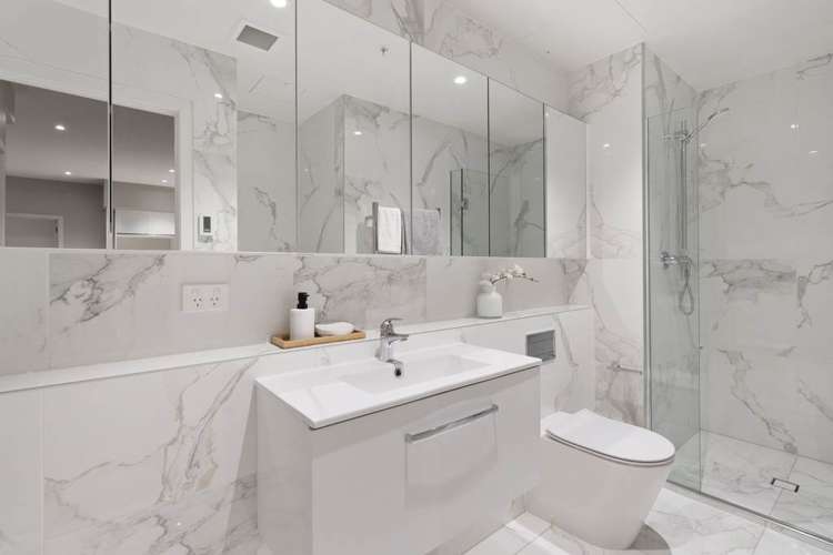 202/41 Beach Road Auckland Central_7