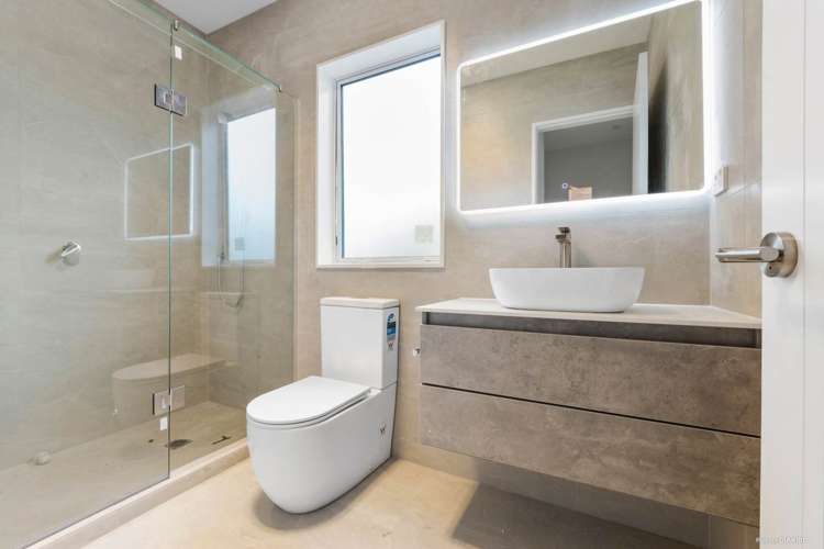 13 Morus Road Massey_5