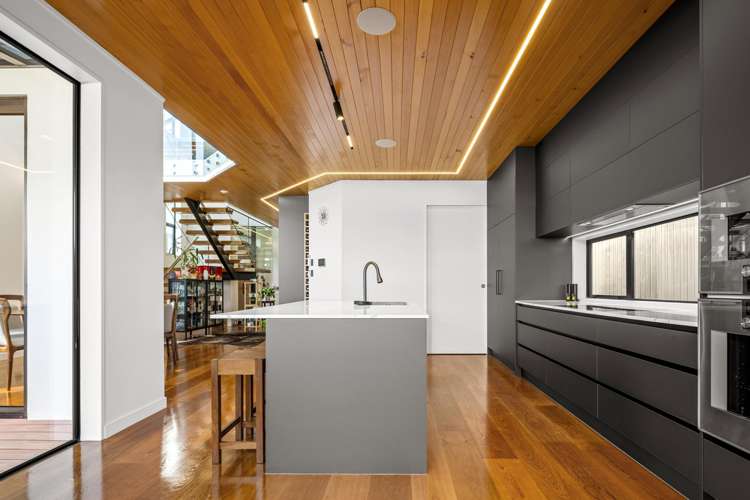 5/3A Campbell Road_2