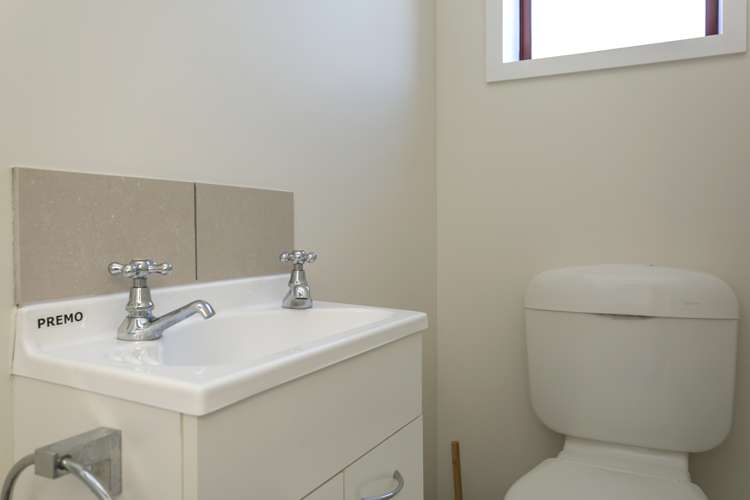 20 Riverpark Drive Kuratau_18