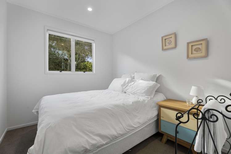 22 Anzac Road Orapiu_18