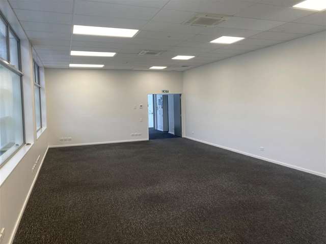 10 George Bellew Road Avonhead_4