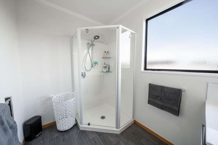 148 Gladstone Terrace Gladstone_11