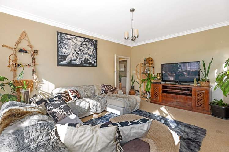 754 Childers Road Elgin_4