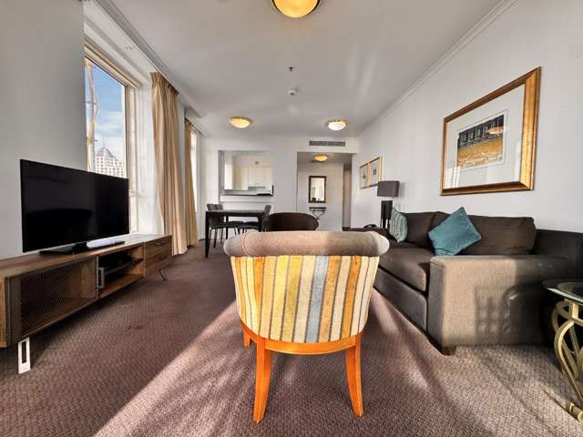 2207/8 Albert Street 10015_3