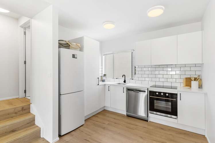 62/7 Kelvin Hart Drive East Tamaki_9