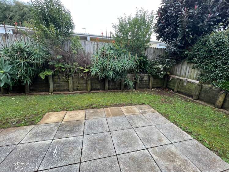 Mt Smart Road Royal Oak_5